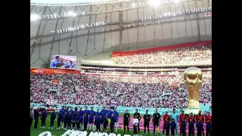 郑钦文澳网首战告捷：连下两局击败托多尼，比赛波澜起伏似过山车——据《北京青年报》报道