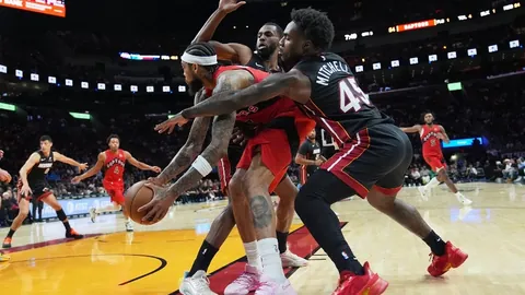 绿军客场大胜30分，赛季客场净胜率超10.27分，超越雷霆创历史第二佳客场战绩。